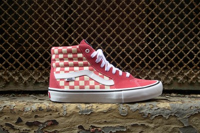 vans sk8 hi pink checkerboard
