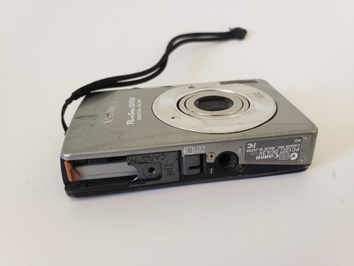 Canon PowerShot Digital ELPH SD700 IS 6.0MP Digital Camera Untested For Parts - Picture 4 of 11
