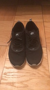 air max thea black size 7