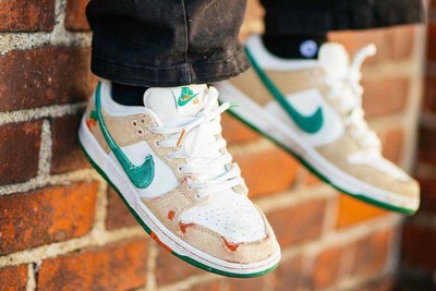 Jarritos × Nike SB Dunk Low 