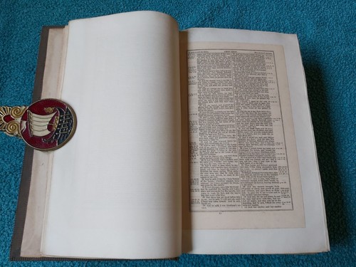 Holy Bible, Old & New Testaments re-bound in 2 leather vols, Collingwood 1827 - Picture 10 of 22