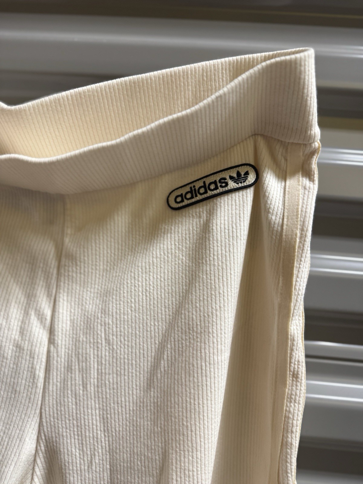 Women’s Adidas Flare Leg Cream 3 Stripe Ribbed Pants Size XL NWT thumbnail 6