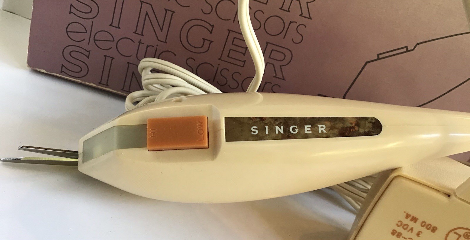 Singer Electric Scissors 2 Speed Rotary Motor, Case Included, Tested