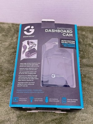 *NIB* SMARTGEAR Dashboard Cam PHOTO/VIDEO Wide Angle, Auto Motion Detect + Mount