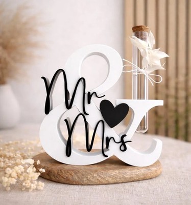 3D-gedruckter MR & MRS Hochzeitsaufsteller, Modernes Hochzeitsgeschenk