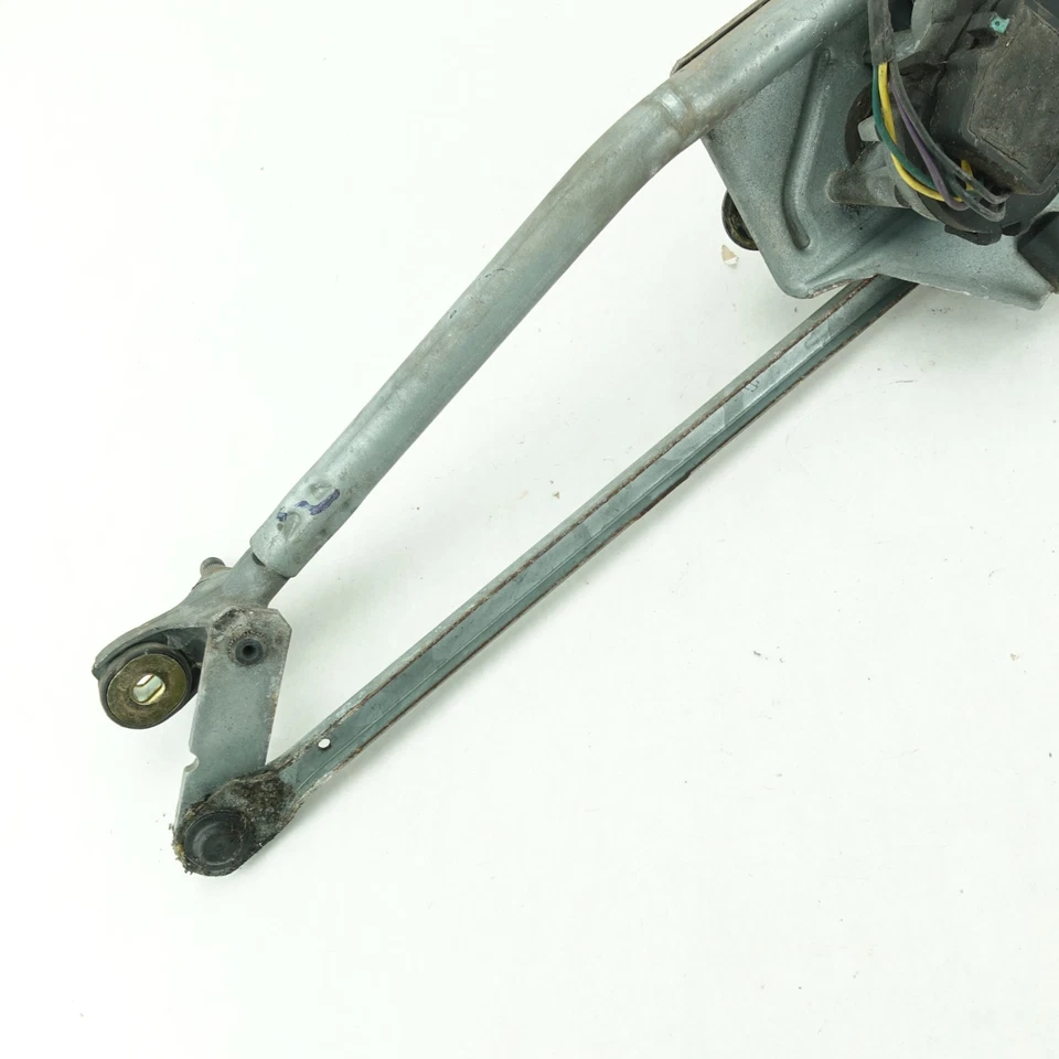 2004 2005 2006 2007 2008 09 Colorado Canyon Windshield Wiper Motor Transmission - Image 2 of 4