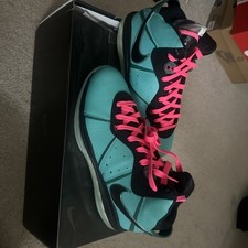 Full Nike LeBron James Shoe Line Gallery and Guide 24