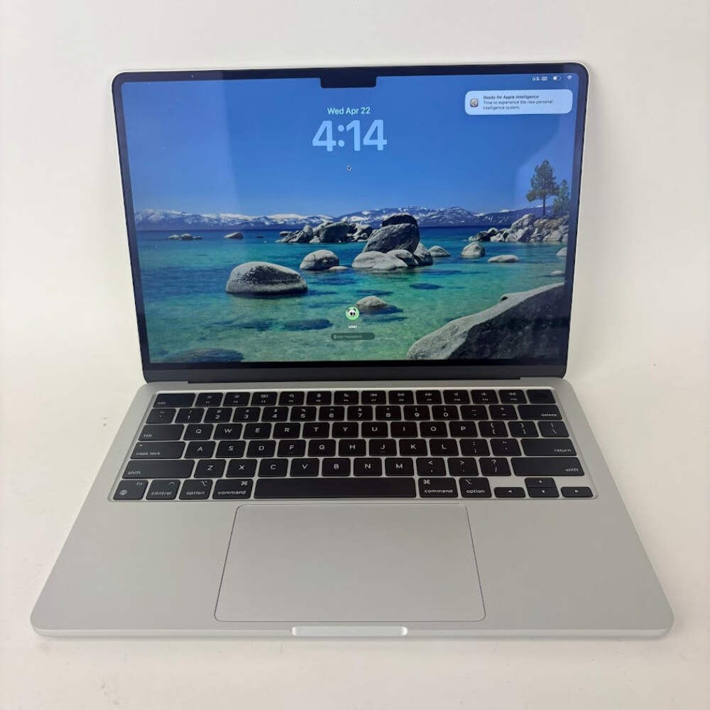 MacBook Air 13.6 A2681/メモリ16GB/256GB/ 2022 Apple MacBook Air 13.6