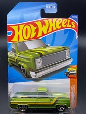 HOT WHEELS '83 CHEVY SILVERADO HW HOT TRUCKS 7/10 GREEN WITH ISSUES READ **