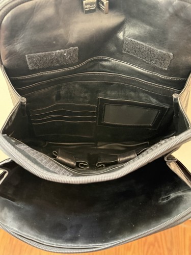 Perlina Black Leather Backpack Tote Bag With Padlock Zipper Pulls Cool Vintage - Picture 5 of 14