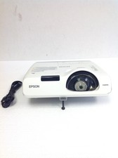 Epson PowerLite 530 3LCD 3200 Lumens 1024x768 Projector H673A w/ Lamp 1618 Hours