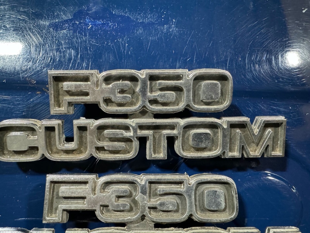 1977-1979 Ford F-350 CUSTOM Truck Emblem D7TB16702HWC Dentside Ford Pickup | eBay 1977-1979 Ford F-350 CUSTOM Truck Emblem D7TB16702HWC Dentside Ford Pickup | eBay