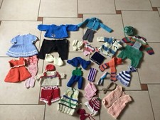 Konvolut Puppenkleidung, gestrickt, ca 30 Teile schon älter ca. 1970-1980