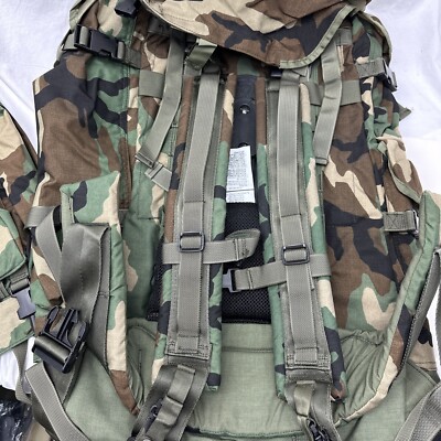 訳アリ品　未使用　米軍放出品　CFP-90　インターナルフレームバックパック 訳アリ品 未使用 米軍放出品 CFP-90 インターナルフレームバックパック