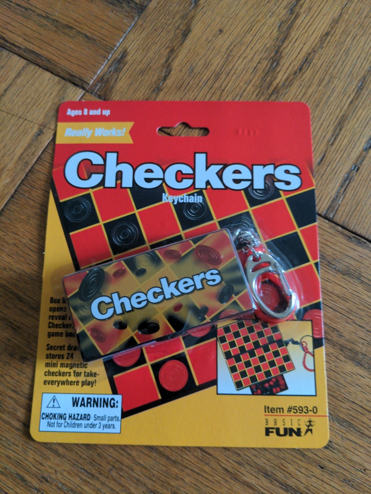 Sealed Vintage 2000 Magnetic Checkers board game Keychain Basic Fun 