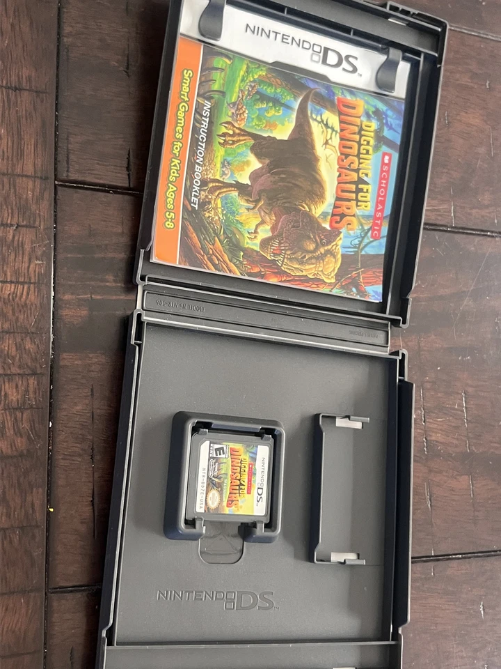 Digging for Dinosaurs (Nintendo DS, 2010) CIB COMPLETE - Image 2 of 4