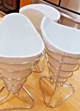 Vintage Elite Style Ceramic Serving Dish for Gracious Dining; style trending