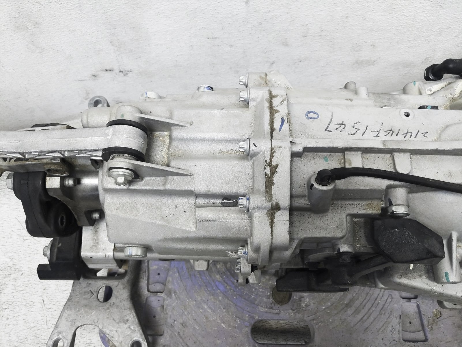 2019-2022 Ford Mustang Manual Transmission Gearbox 26K Miles Jr33-7003-Dd