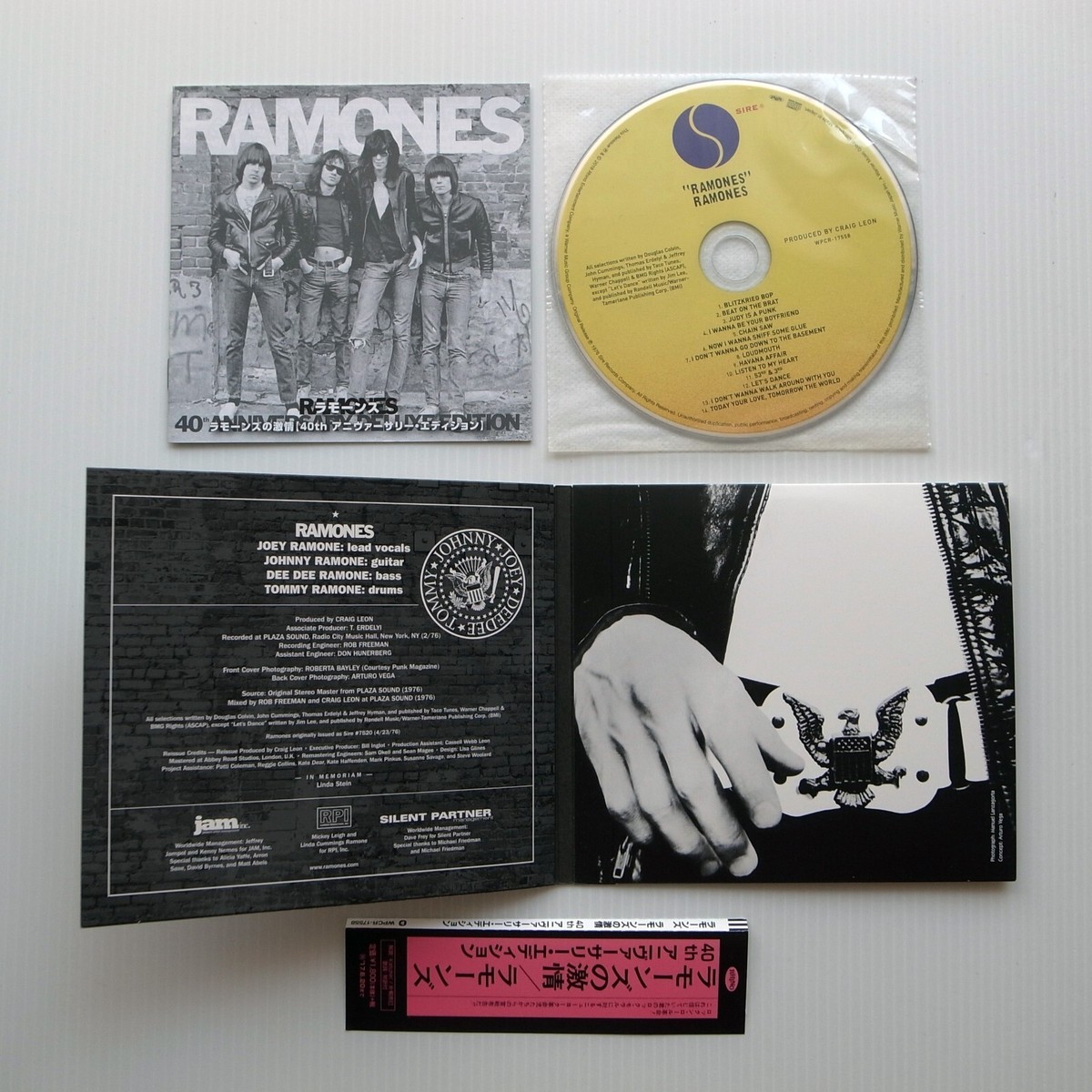洋楽 RAMONES Ramones - Album by Ramones - Apple Music