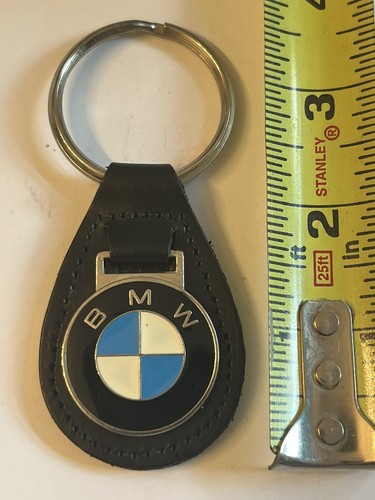 RARE EXQUISITE 1970s VINTAGE ENAMEL ”BMW” DEALER COWHIDE KEYCHAIN RING FOB LQQK - Picture 7 of 13