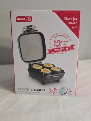 Brand New DASH Egg Bite Maker 420 Watts / 4 Silicone Molds / Red