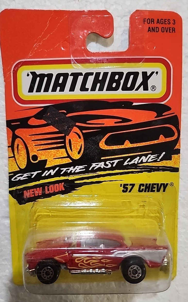 Matchbox Get in the Fast Lane New Look "57 Chevy #4 1:64 Sca