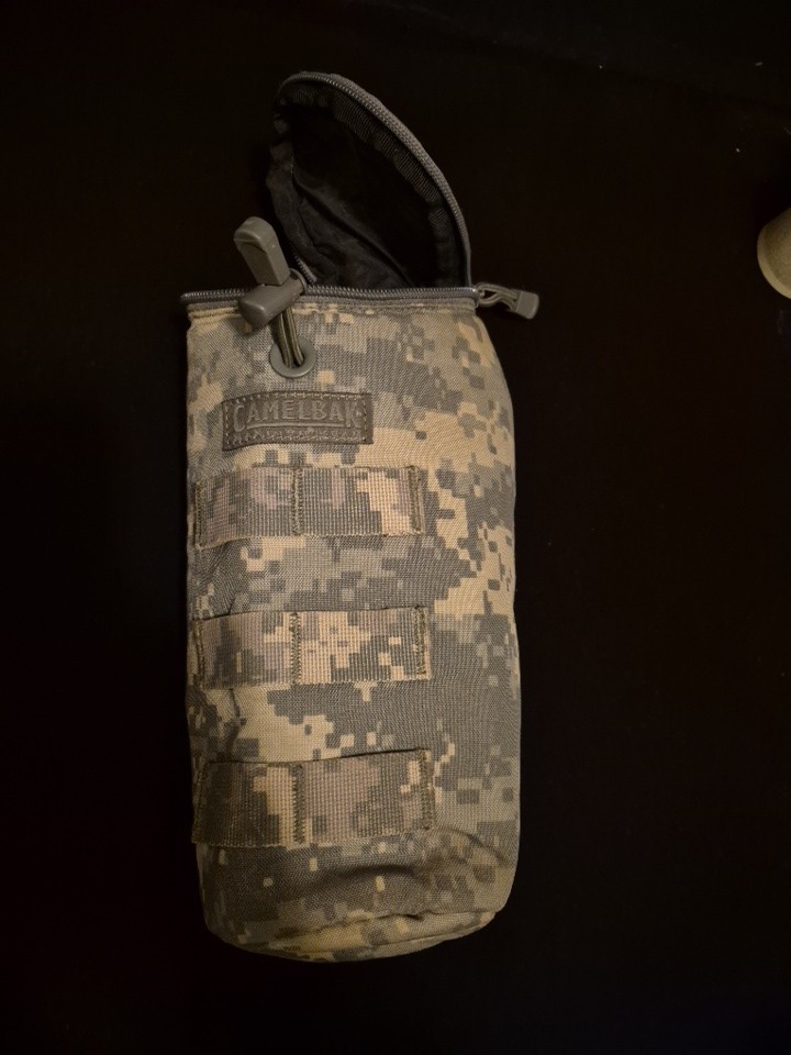 Pouch In Acu Digital Camouflage Nwot