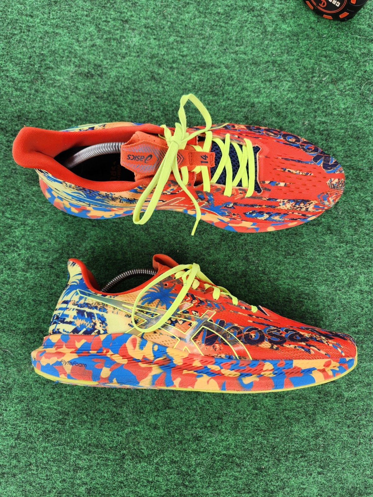 Asics Noosa Tri 14 Men's Running Shoes US 11 Cherry Tomato Yellow image 9