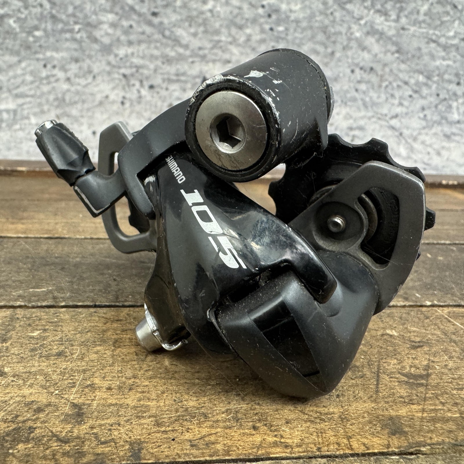 Shimano 105 RD-5700 Rear Derailleur 10 Speed Short Cage Black Road Bike Japan