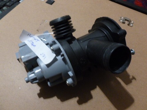 Hotpoint WDF740GUK.C WDL540GUK.C BHWD129UK Waschmaschine Ablaufpumpe ORIGINAL