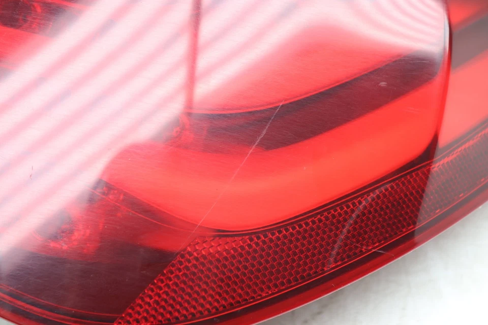 2013-2015 BMW 760LI - правый внешний задний фонарь / лампа 7300270 - Изображение 3 из 4