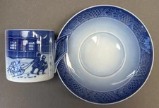 ROYAL COPENHAGEN 2014 Christmas Cup & Saucer - Hans Christian Andersen House