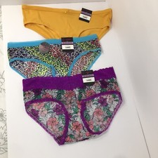Womens No boundaries XL 15-17 Panty lot