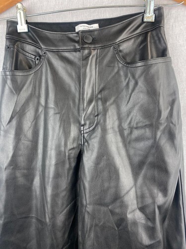Social Tourist Women Pants - Picture 2 of 6