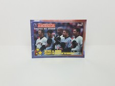2002 Topps Baseball #364 United We Stand (Barry Bonds) - Base Card