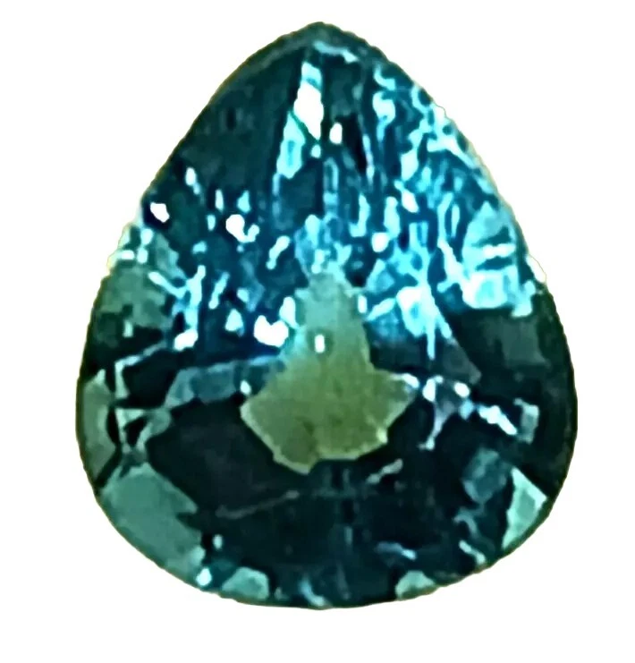 Apatite, Gorgeous, Blue Paraiba Tourmaline Color, Good Cut & eye Clean Gemstone. - Image 2 of 2