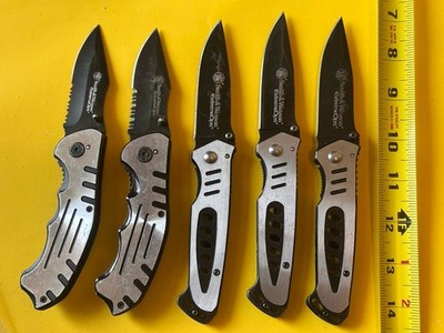 Lot Of 5 Smith & Wesson S&W Extreme Ops SWA8 Liner Lock Pocket Knife
