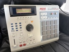 AKAI sampler MPC2000XL