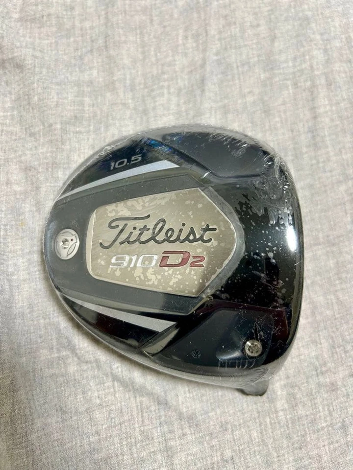 Titleist 910 D2 Driver Head Only Black Right Handed Black New shrink - Image 3 of 4