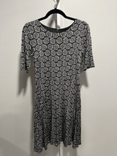 NWOT Ann Taylor Gray White Loft Paisley Fit & Flare Dress Size Small