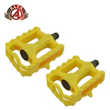 2x ALTA 9/16" MTB Bicycle Pedals Wide Flat Platform Side Reflectors Yellow Pair.