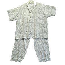 Carole Womans Vintage Size 40 White Floral 2PC Set PJ button  top snap Bottom