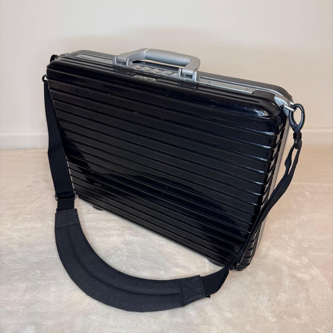 Rimowa Limbo 14L Slim Briefcase Gloss Black | eBay