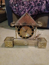 Beautiful Vintage RARE Spartus Electic Lamp and Clock From The Mid 20th Century