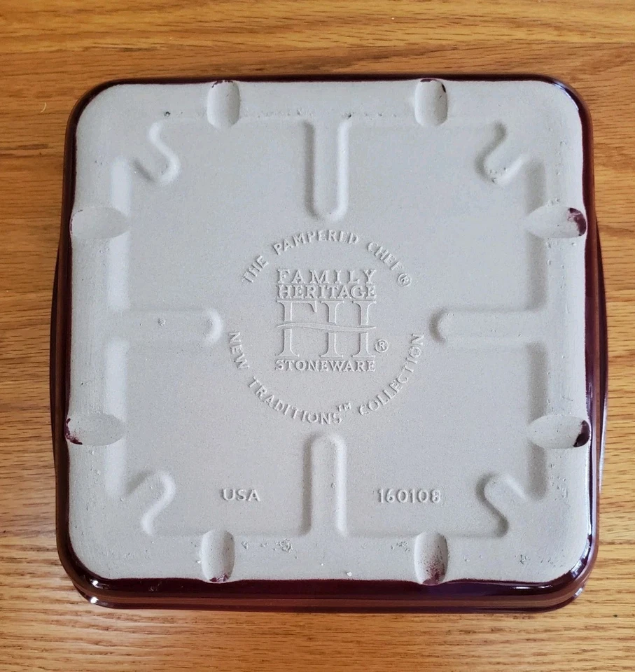 Pampered Chef 9x9 Family Heritage Cranberry Stoneware New Traditions Collection - Image 3 of 3