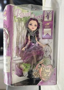 Poupée Raven Queen - Re-edición Spellbinding - Collection Evil Queen - Mattel
