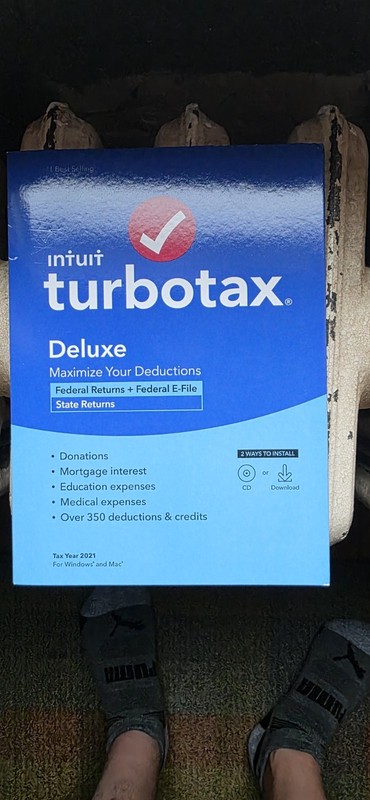 Turbotax  Deluxe 2021 Tax State and Federal