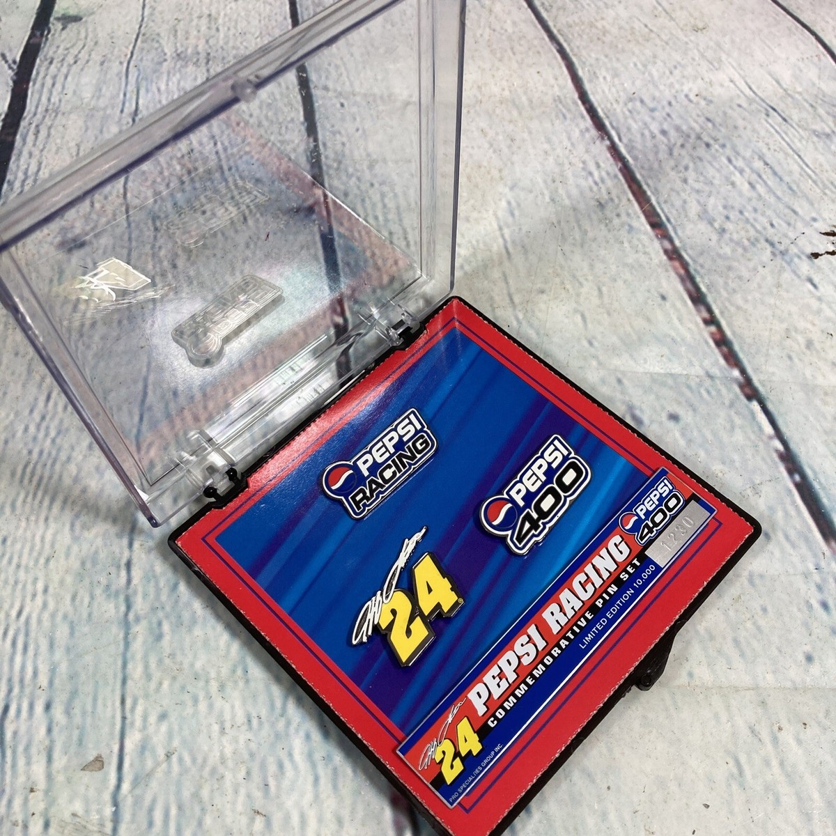 Limited Edition Pepsi Racing Commemorative Pin Set w Plastic Case