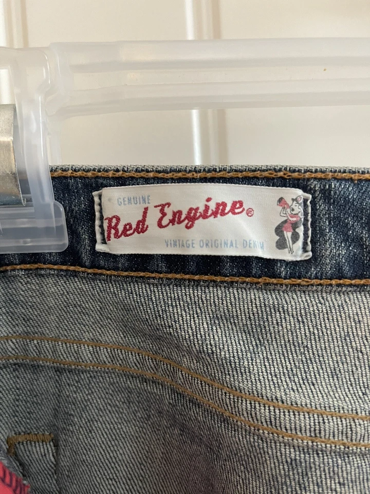 Red Engine Women’s Jeans Size 32 - Image 4 of 4
