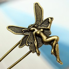 Bijou / broche épingle